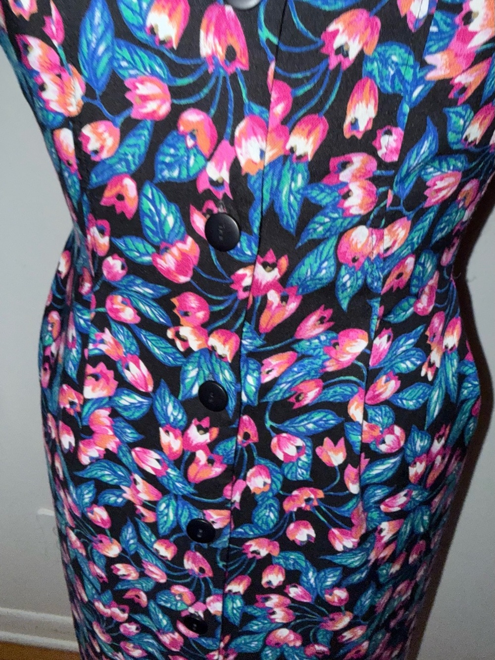 Vintage 80’s Sleeveless Navy Floral Dress with Pink Accents 2x - Picture 7 of 9